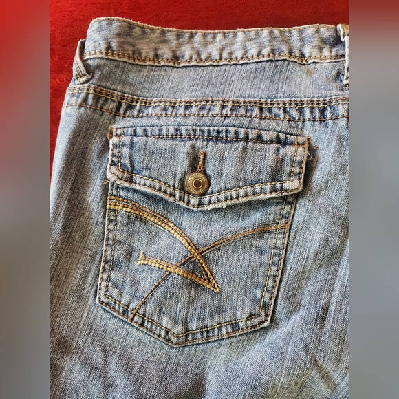 Amethyst Junior-Plus Flare Jeans - Picture 6 of 9